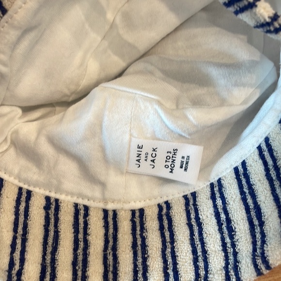 Janie & Jack Terry Set - Picture 2 of 3